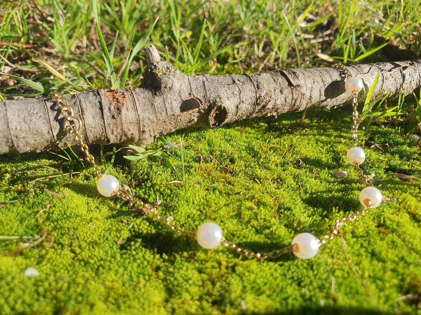 Pulsera elegante con perlitas